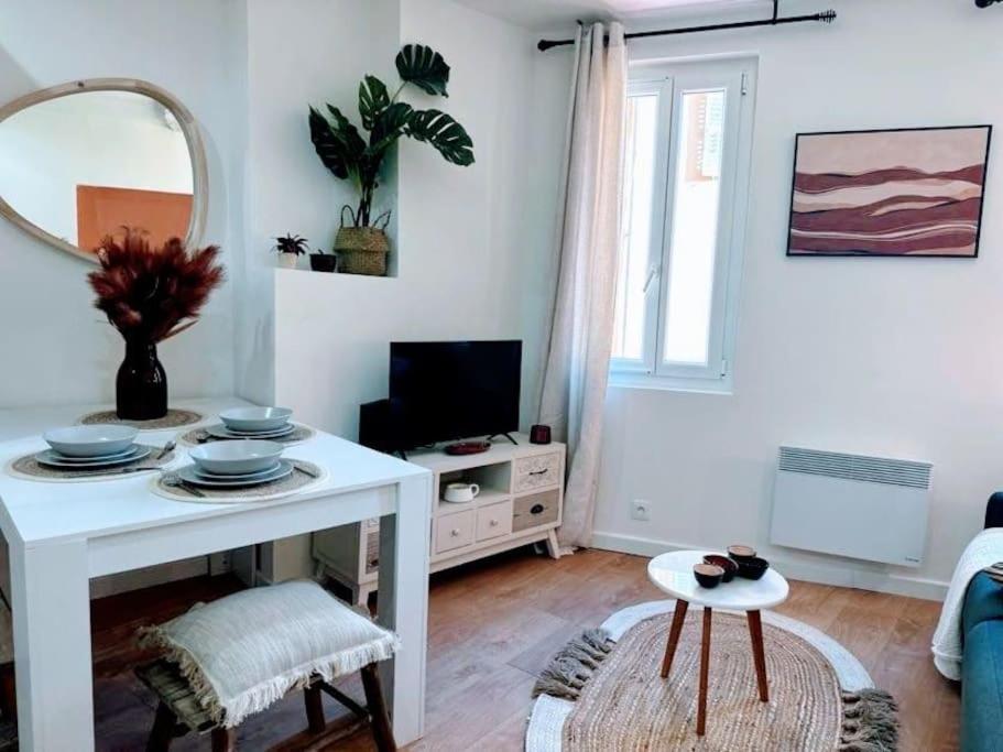 Studio Aux Pieds Des Parfumeries Grasse Kültér fotó