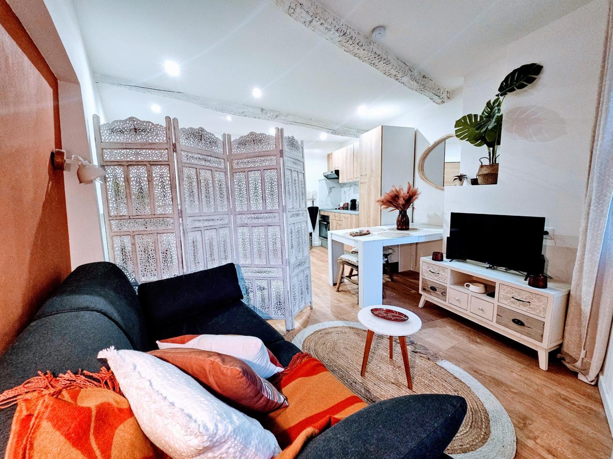 Studio Aux Pieds Des Parfumeries Grasse Kültér fotó